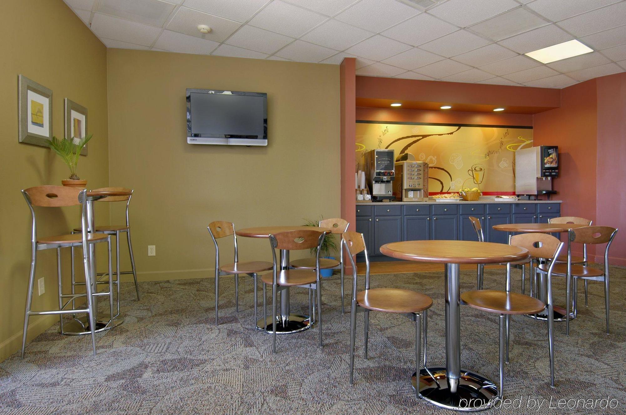 Red Roof Inn & Suites Wytheville Restaurace fotografie